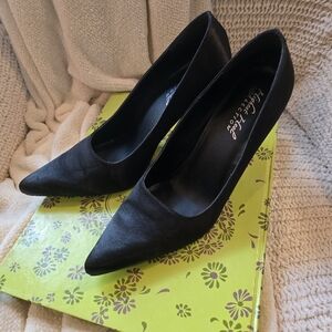 Silky Fabric Pumps